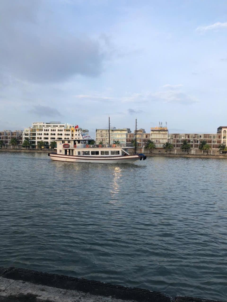 Tuan Chau Hqt Hotel Ha Long Exterior foto